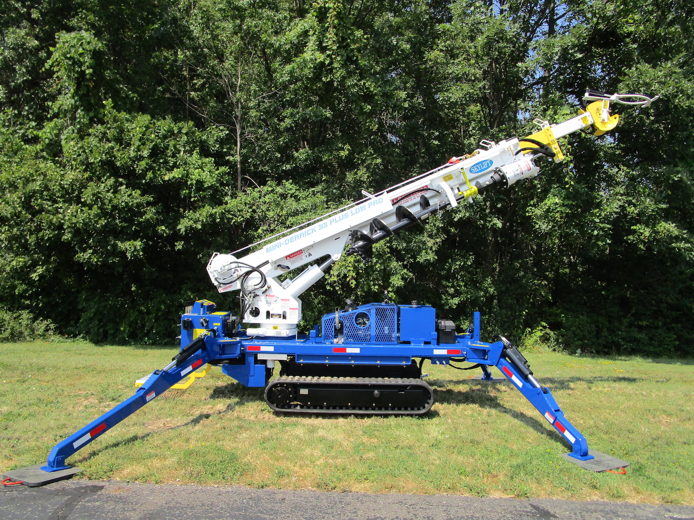 MD 4000 Plus Low Pro Track Driven Easement
