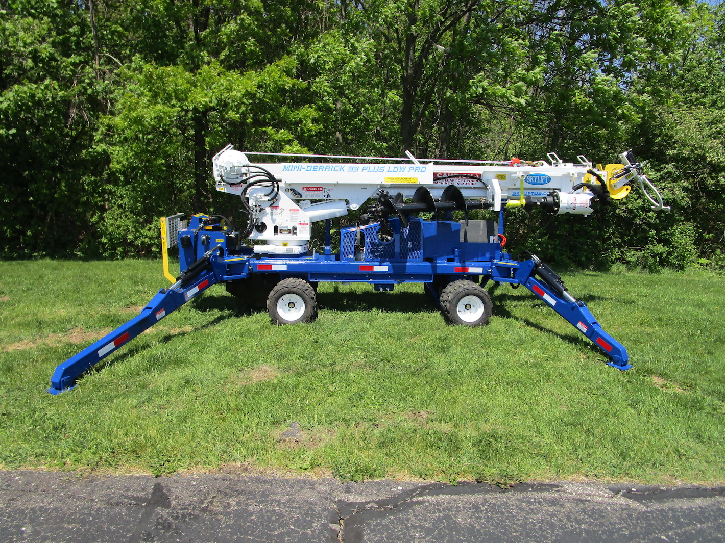 MD 4000 Plus Low Pro Wheel Drive Side